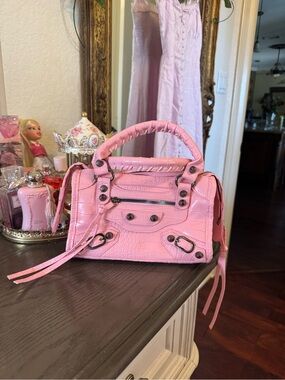 Pink Women's Croc-Embossed Top-Handle Bag Balenciaga City bag lookalike
